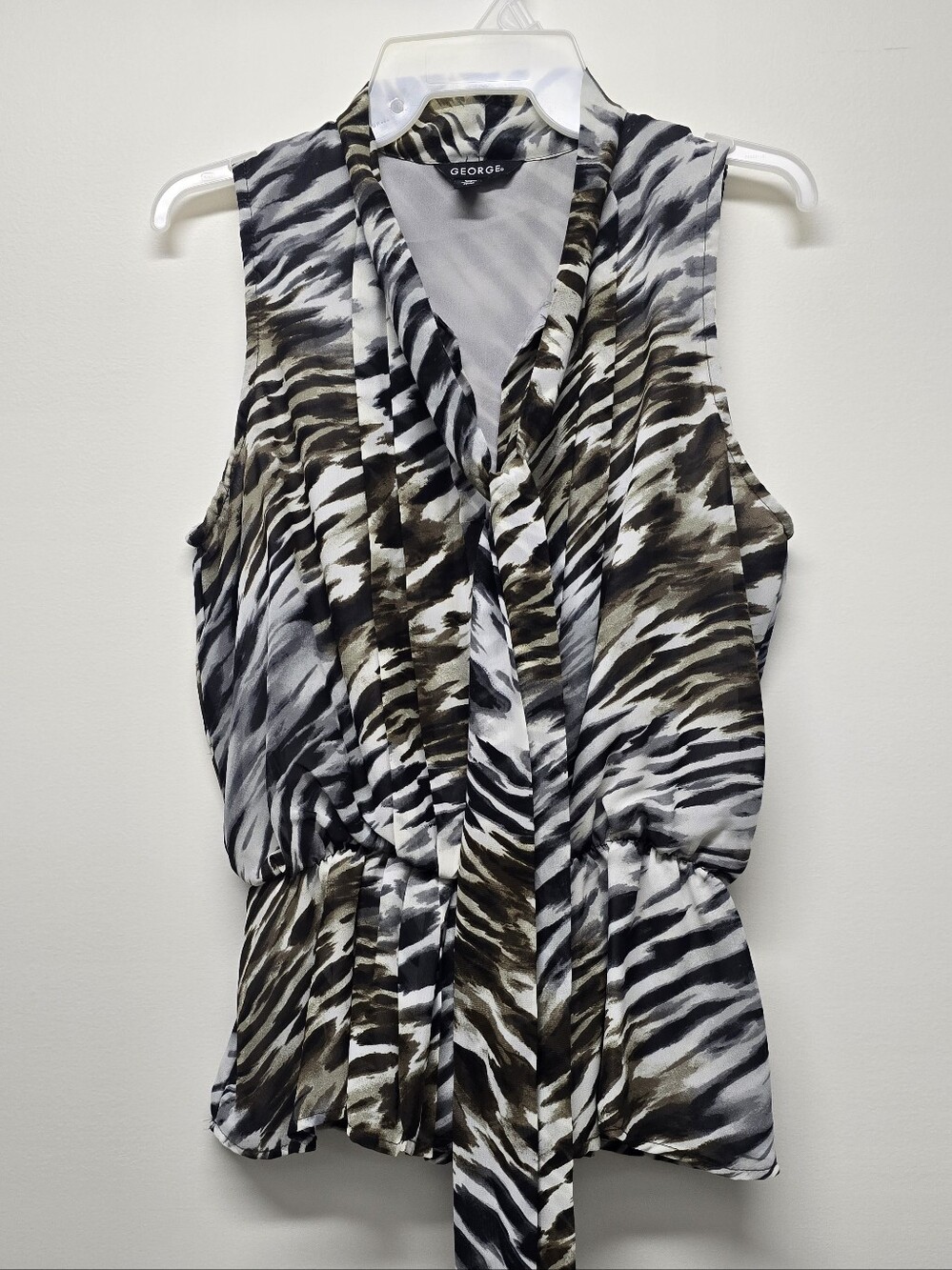 Sleeveless Blouse